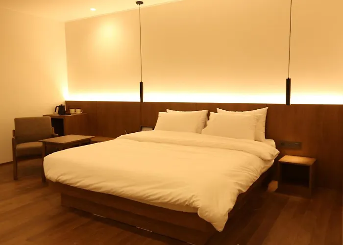 Hotel Yimok *